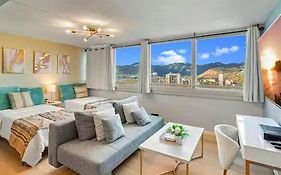 Waikiki Beach 1Bedroom Luxury Condo!
